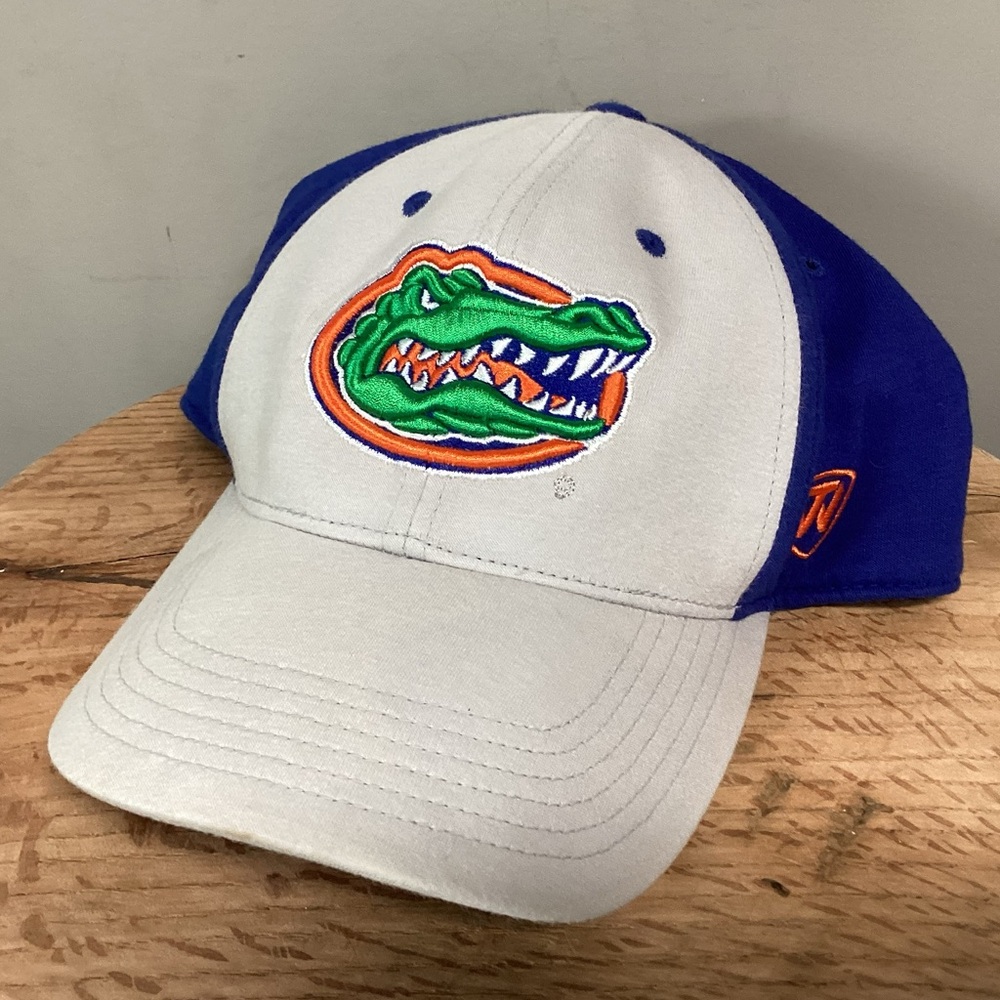 🔵 Florida Gators Baseball Style Hat - Great Condition - 3D Patches - Picture 2 of 13
